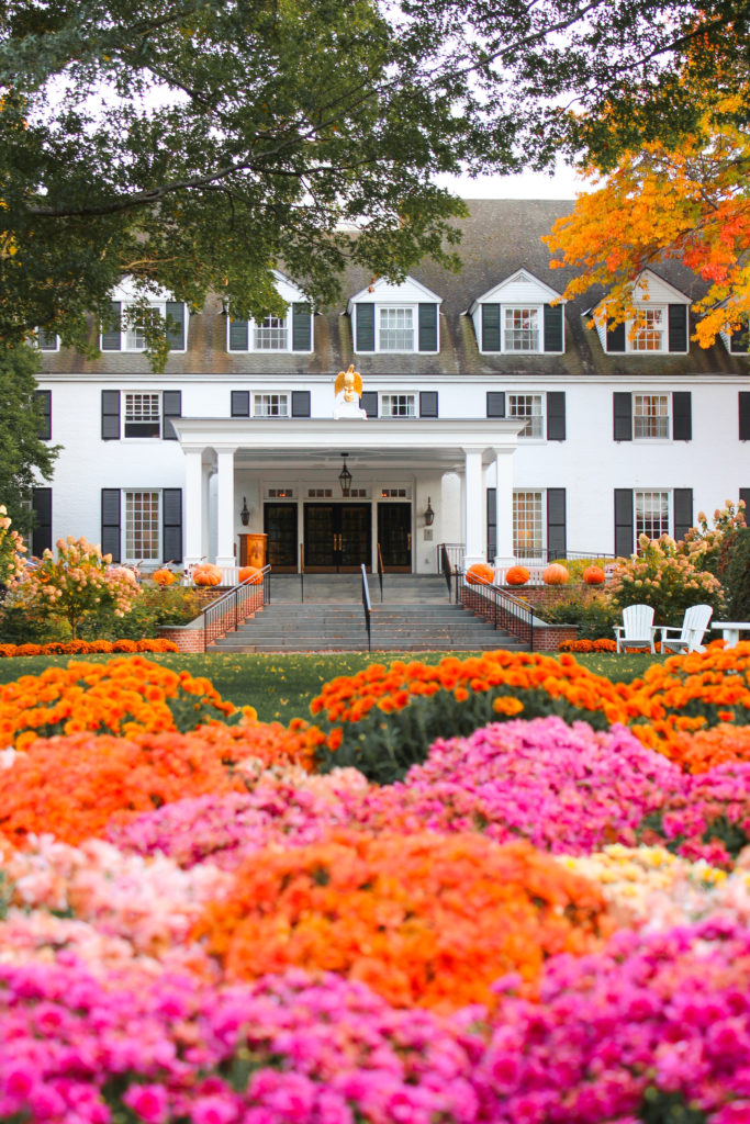 Style Inherited New England Lifestyle Blog // The Best New England Towns To Visit This Fall // Fall Foliage Trips